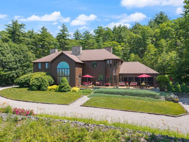 House for sale in Maine