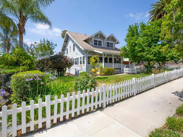 House for sale in Canoga Park, California
