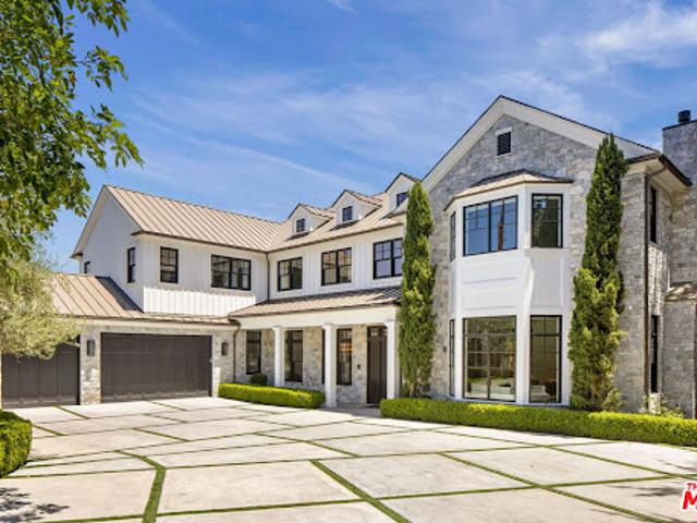 House for sale in Canoga Park, California