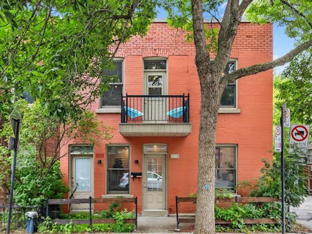 House for sale in Mont-royal