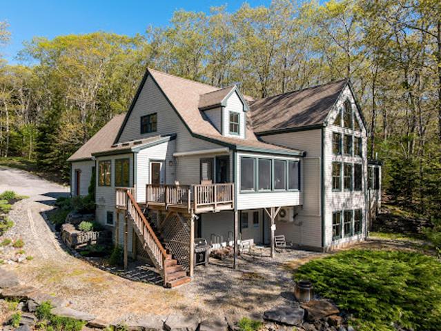 House for sale in Bristol, Maine