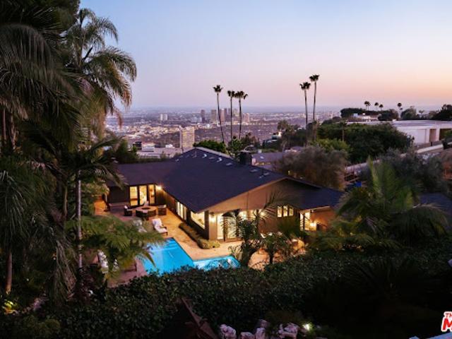 House for sale in Canoga Park, California