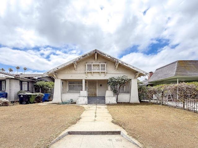 House for sale in Canoga Park, California