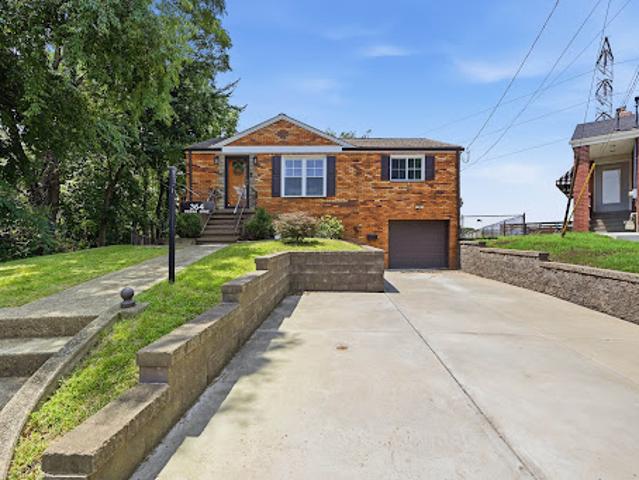 House for sale in Pittsburg, Pennsylvania