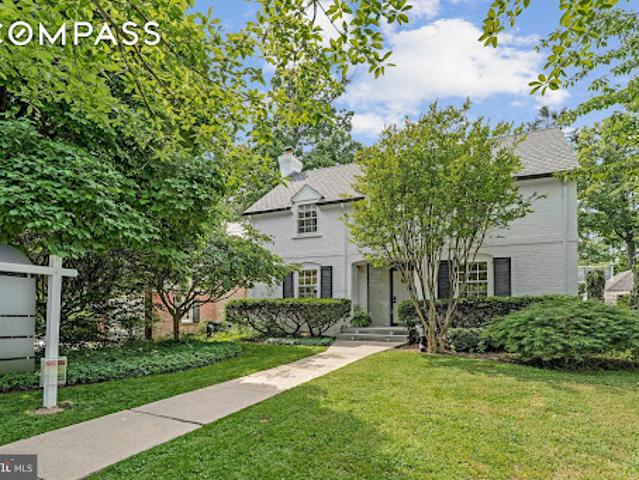 House for sale in Washington, Washington DC