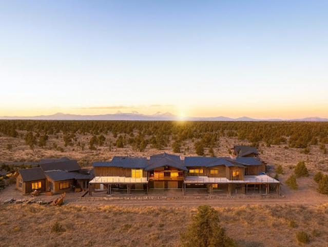 House for sale in Powell Butte, Oregon