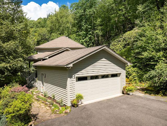 House for sale in Watauga, North Carolina