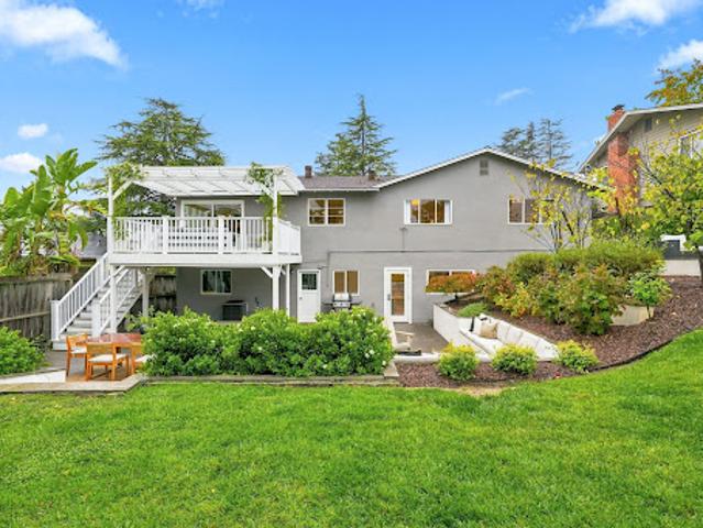 House for sale in Redwood City, San Mateo County