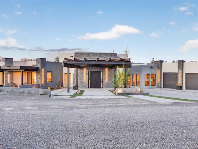 House for sale in Santa Fe, New Mexico