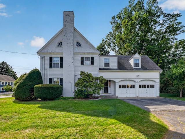 House for sale in New London, Southeastern Connecticut Planning Region