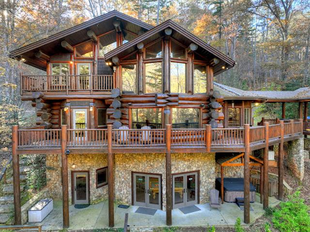 House for sale in Blue Ridge, Georgia