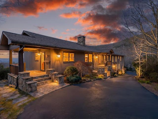 House for sale in Highlands, North Carolina