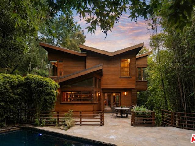House for sale in Canoga Park, California