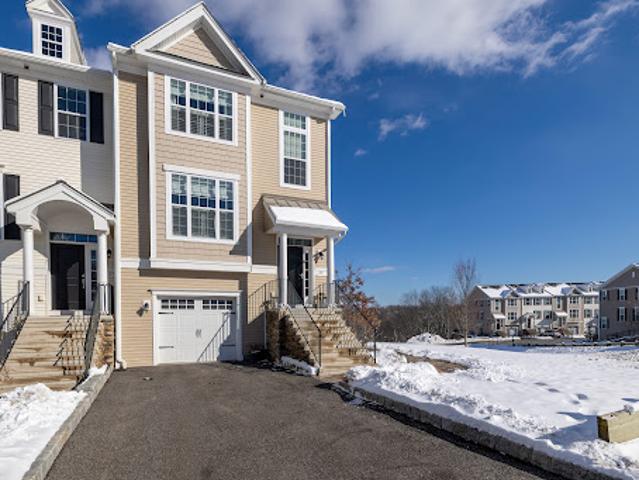 House for rent in Danbury, Western Connecticut Planning Region
