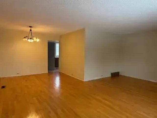 House for rent in Wedgewood, Alberta