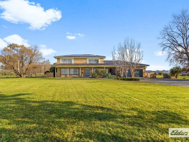 House for sale in Lake Albert, Wagga Wagga City Council