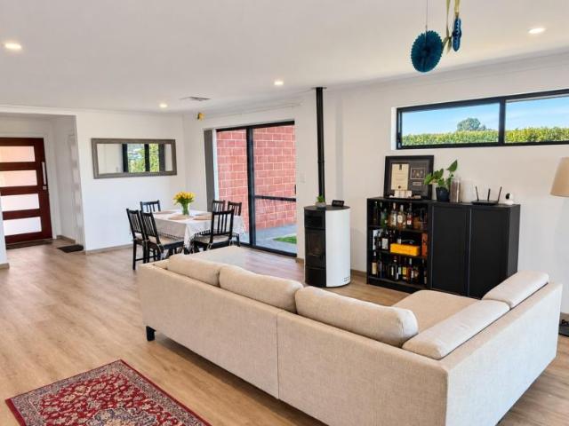 House for sale in Narrogin, Shire Of Narrogin