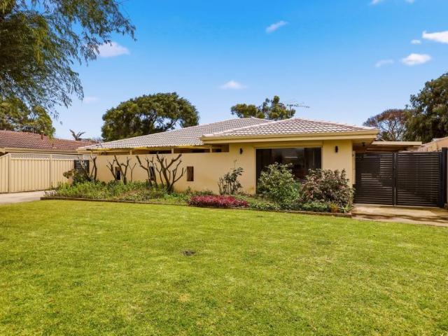 House for sale in Rockingham, City of Rockingham