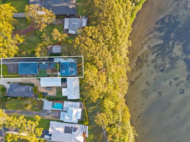 House for sale in Tuggerawong, Central Coast Council