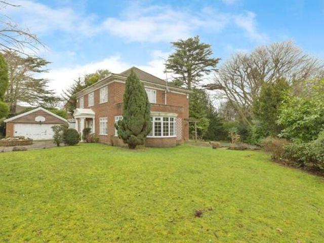 House for sale in Bromley, Bickley
