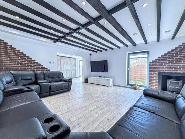 House for sale in The Bridge, Kent