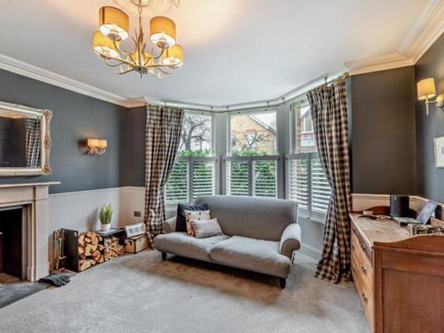 House for sale in Datchet, Southlea