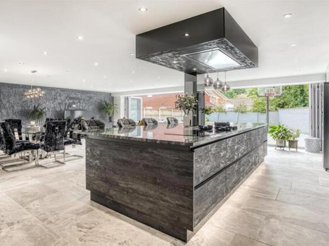 House for sale in Heatherton, East Midlands