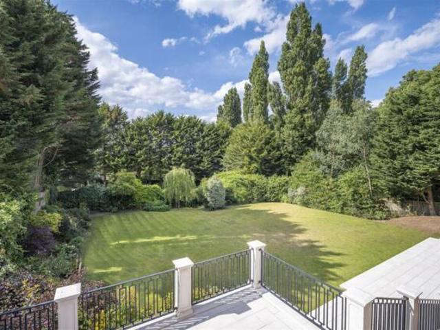 House for sale in Hampstead, London Borough of Haringey
