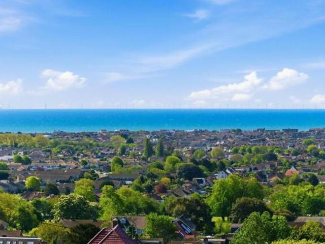 House for sale in Fishersgate, West Sussex