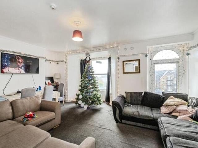 House for sale in Tycoch, Nangreaves