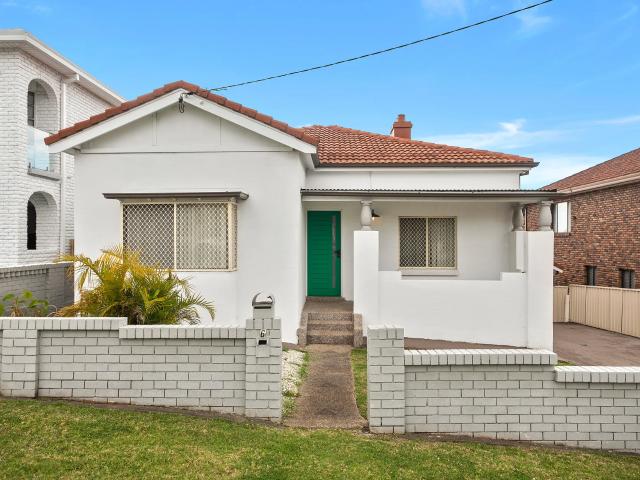 House for rent in Wollongong West, New South Wales