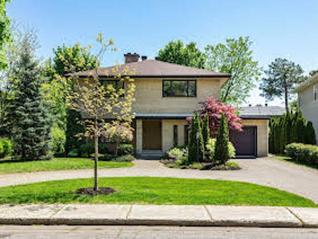 House for sale in Mount Royal