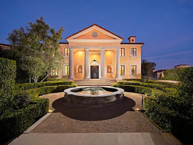 House for sale in Corona Del Mar, California