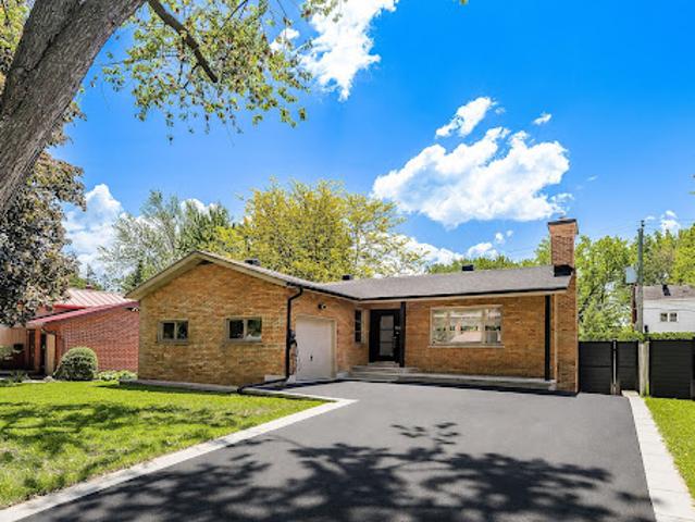 House for sale in Saint-lambert, Quebec