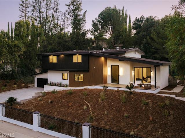 House for sale in Tarzana Neighborhood Council District, Canoga Park
