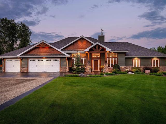 House for sale in Alberta