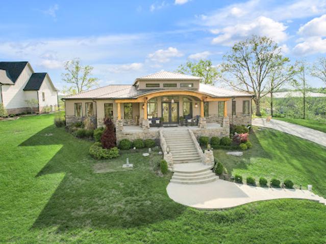 House for sale in Lancaster House for sale in Lancaster