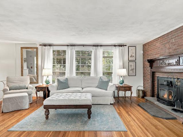 House for sale in Swampscott, Essex County