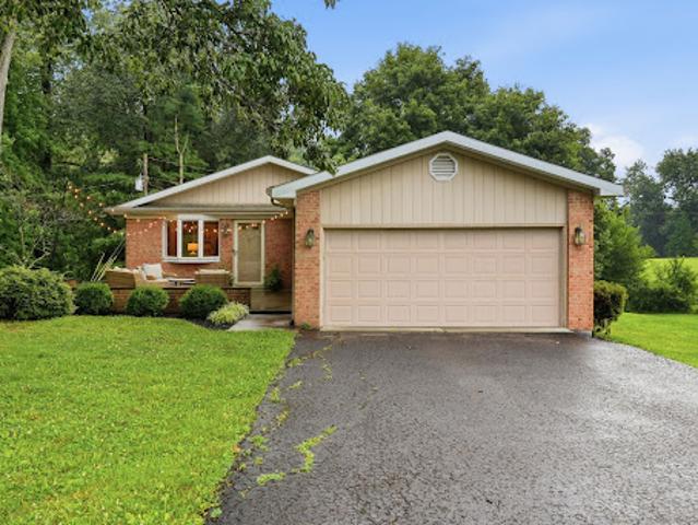 House for sale in Cecilia, Kentucky
