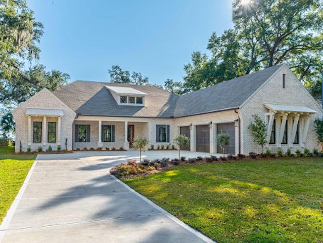 House for sale in Mary Esther, Florida