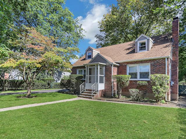 House for sale in New Milford, Bergen County