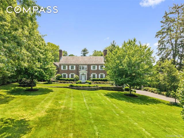 House for sale in Scarsdale, New York