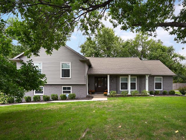 House for sale in Overland Park, Johnson County