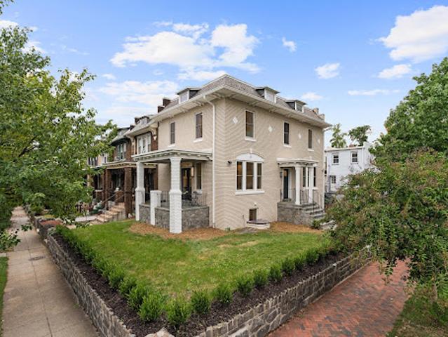 House for sale in Washington, Washington DC