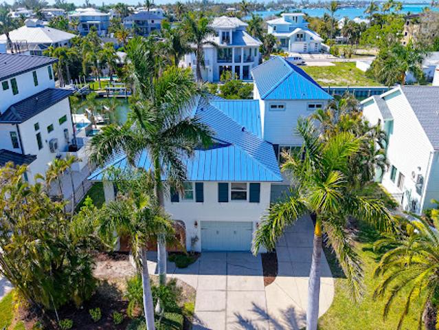 House for sale in Longboat Key, Florida