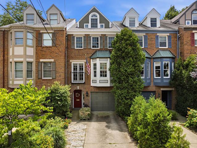 House for sale in Pittsburgh, Allegheny County