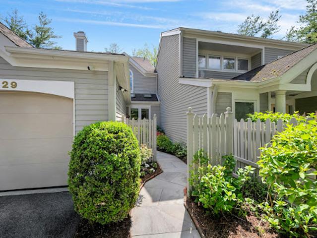 House for sale in Scarsdale, New York