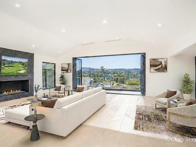House for sale in Tarzana Neighborhood Council District, Canoga Park