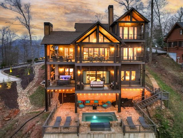 House for sale in Blue Ridge, Georgia