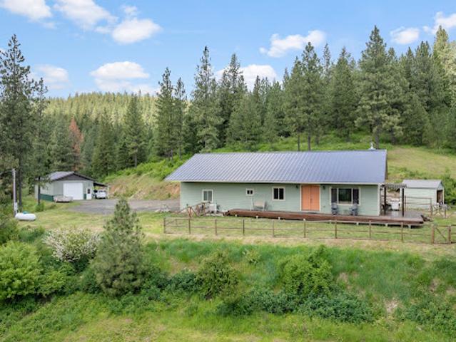 House for sale in Saint Maries, Idaho